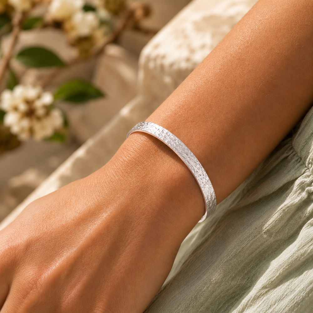 Diana Bump Cuff Bangle