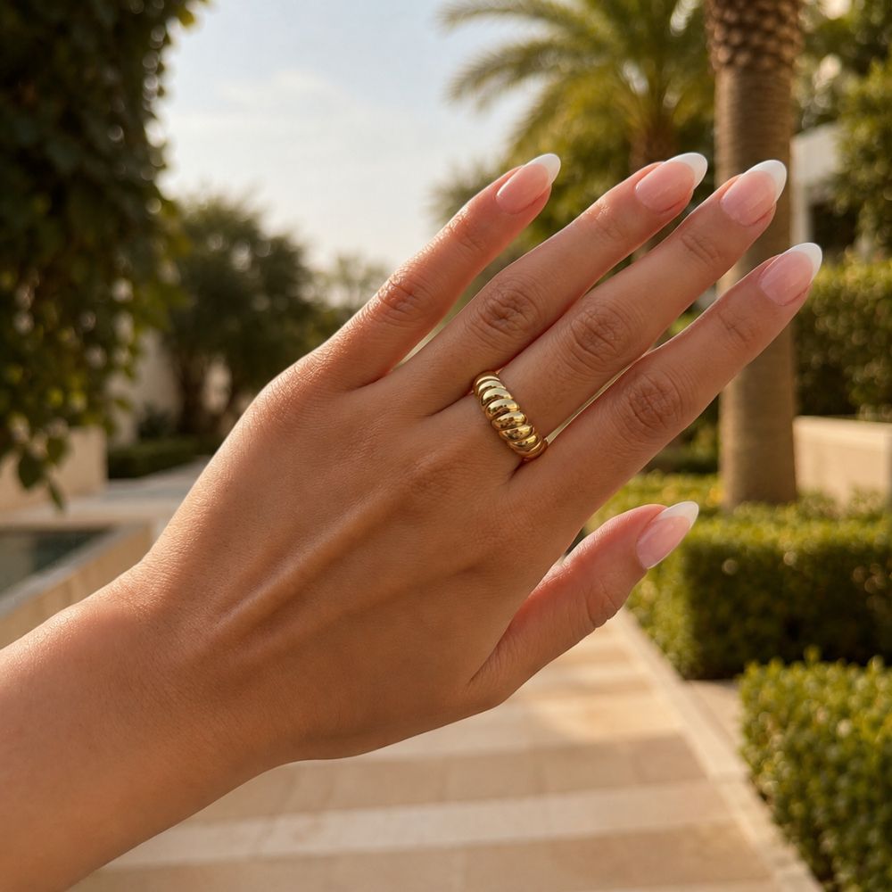 Lyna Twist Band Ring
