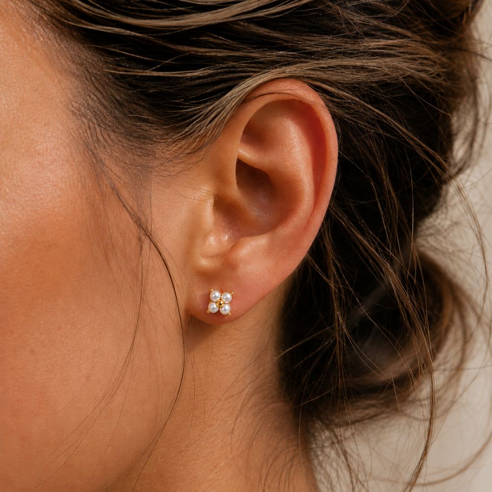 Petal Pearl Stud Earrings